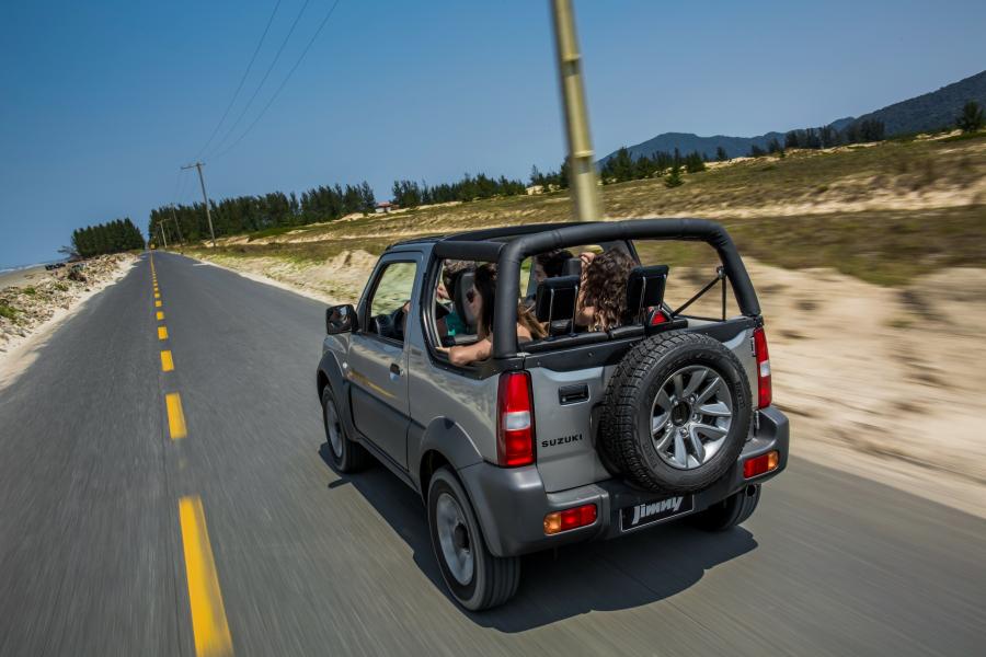  Suzuki Jimny 4ALL Canvas Concept 2016 года  (фото 28 из 30)